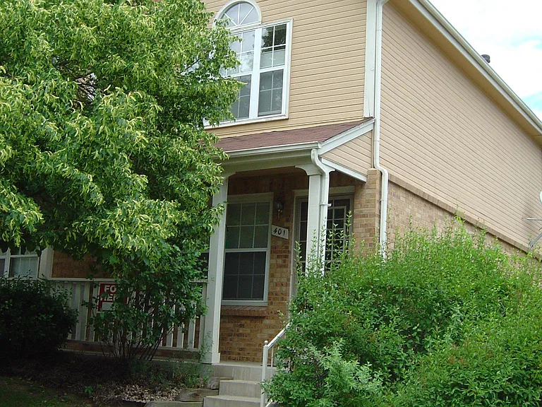 401 Pheasant Run — Photo 1