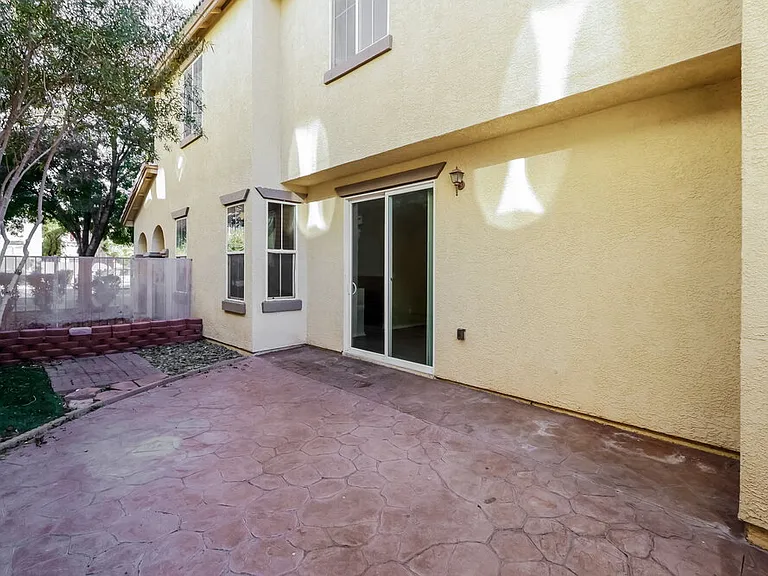 4327 Hera Temple Ave — Photo 17