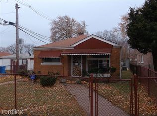 2311 E 102nd St, Chicago, IL