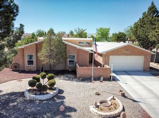 647 Chuckwagon Rd SE, Rio Rancho, NM 87124