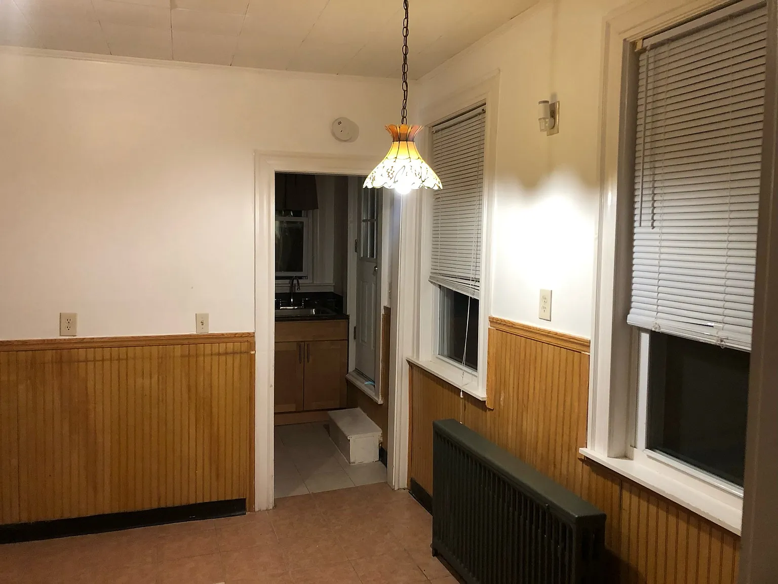 2 bed, 1.0 bath, 1650 sqft, $3,000 — Photo 2
