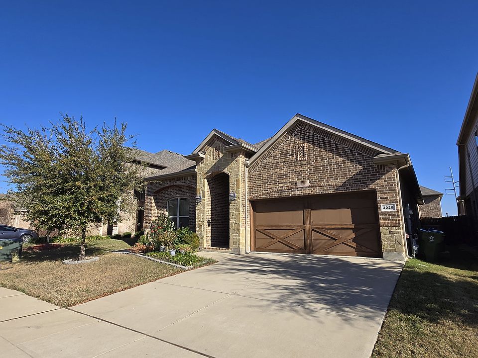 1st image of 2029 Milano Ln