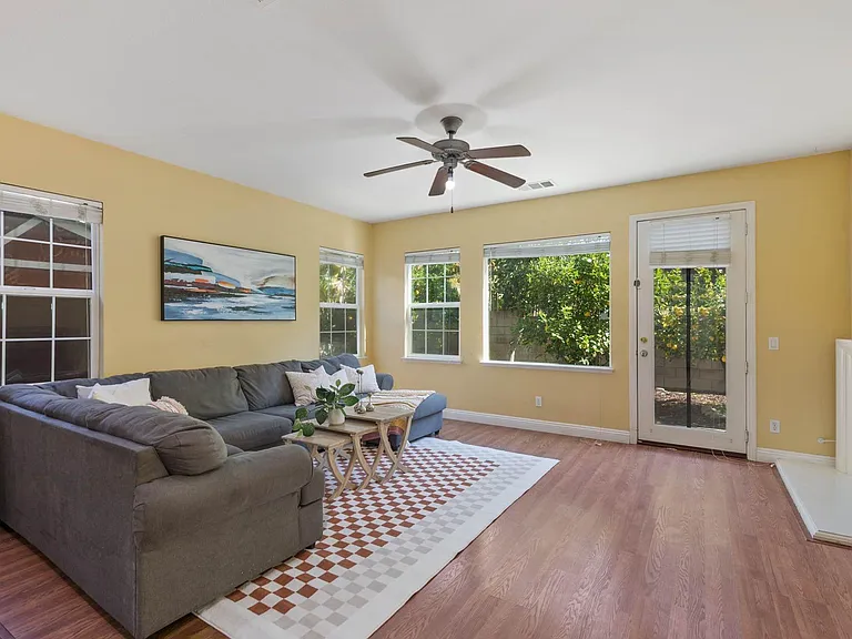 7597 Freestone Ct — Photo 16