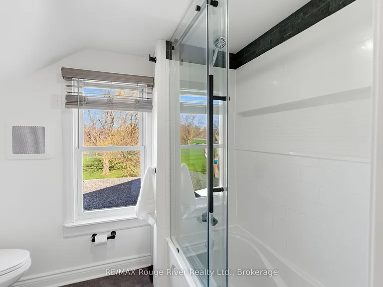 163 Nassau St — Photo 28