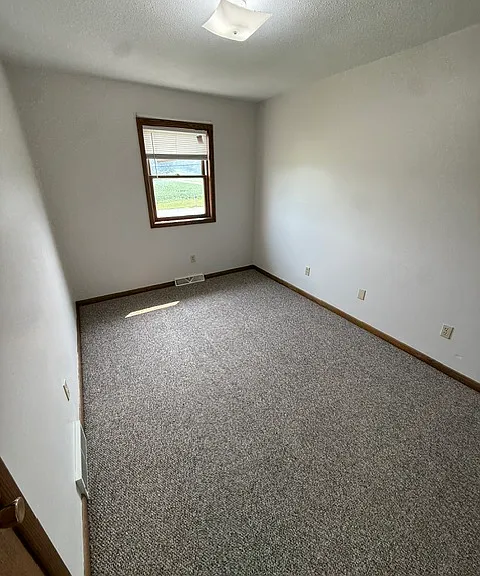 8062 Millfair Rd #8062 — Photo 8