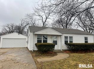 5217 N Hamilton Rd, Peoria, IL 61614