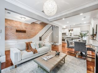 330 K St #2, South Boston, MA 02127
