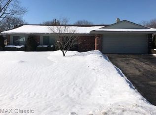 22589 Brook Forest Rd, Novi, MI 48375