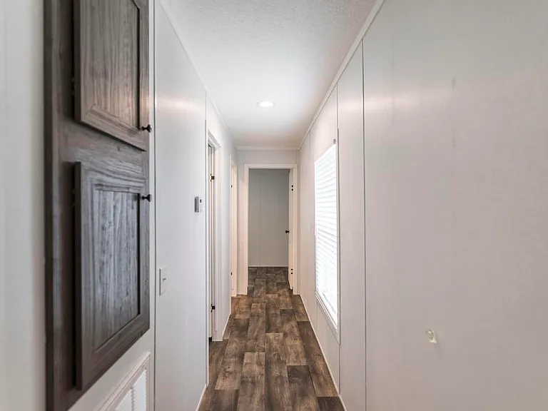 1635 Pine St — Photo 13