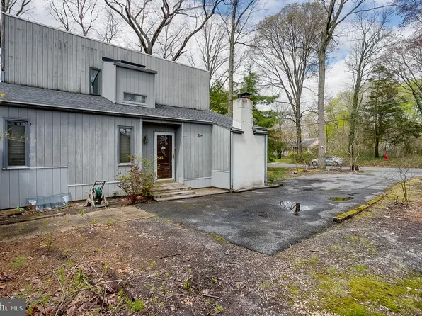 128 W Clearview Ave, Pine Hill, NJ 08021