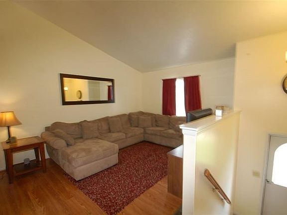 4th image of 4040 Summerwood Ct