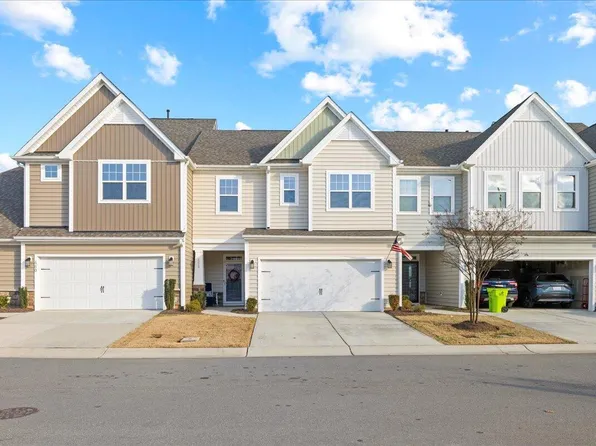 458 Shale Creek Dr, Durham, NC 27703