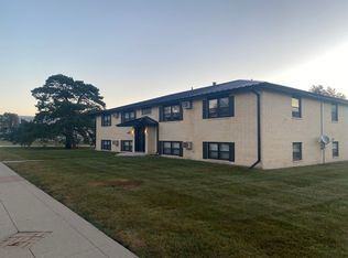 401 SE Main St APT 6, Grimes, IA 50111