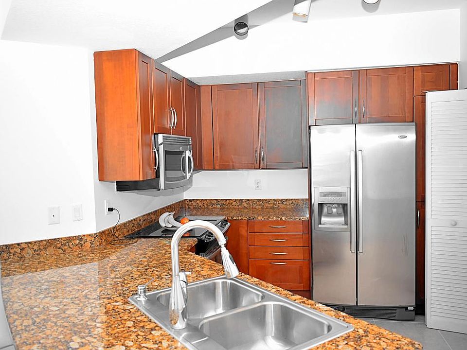 1st image of 450 N Federal Hwy Unit Penthouse 11
