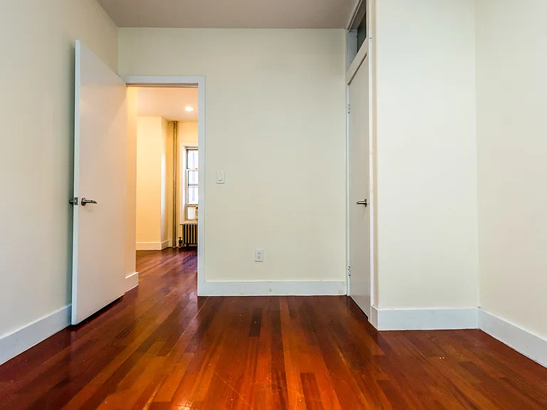 117 S 4th St #21 — Photo 21