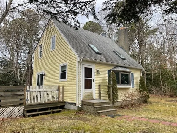 23 Captain Baker Rd, Barnstable, MA 02630