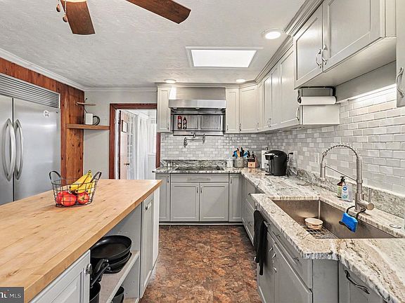 5th image of 5408 & 5412 Lewiston Rd