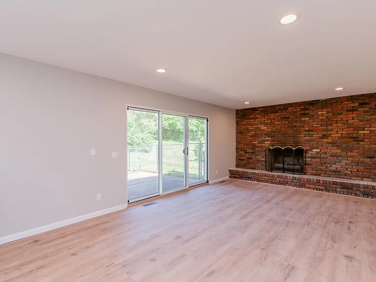 74 Morwood Ln — Photo 15