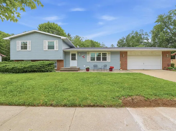 960 Maricopa Dr, Oshkosh, WI 54904
