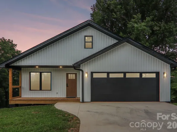 124 N Main St, Mars Hill, NC 28754