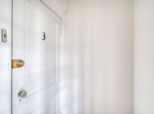 6 Cromarty Rd FLOOR 3, Baltimore, MD 21229