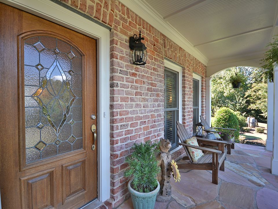 Welcoming front