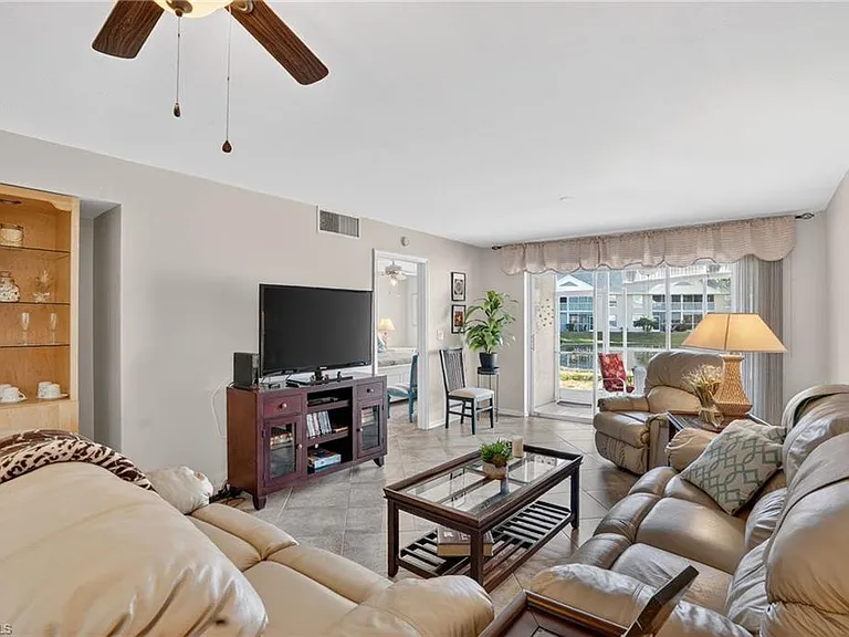 138 Pebble Shores Dr #103 — Photo 12