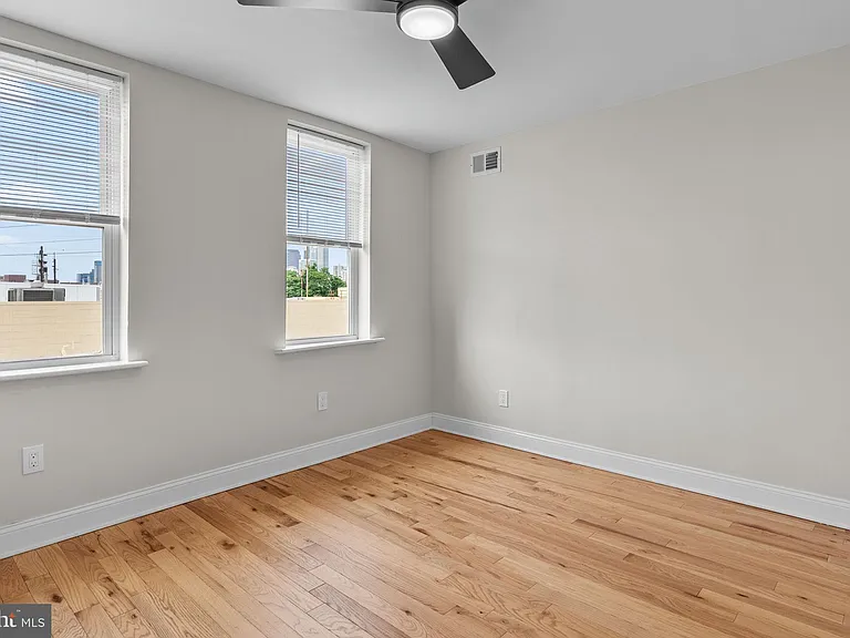 2625 Ellsworth St — Photo 28