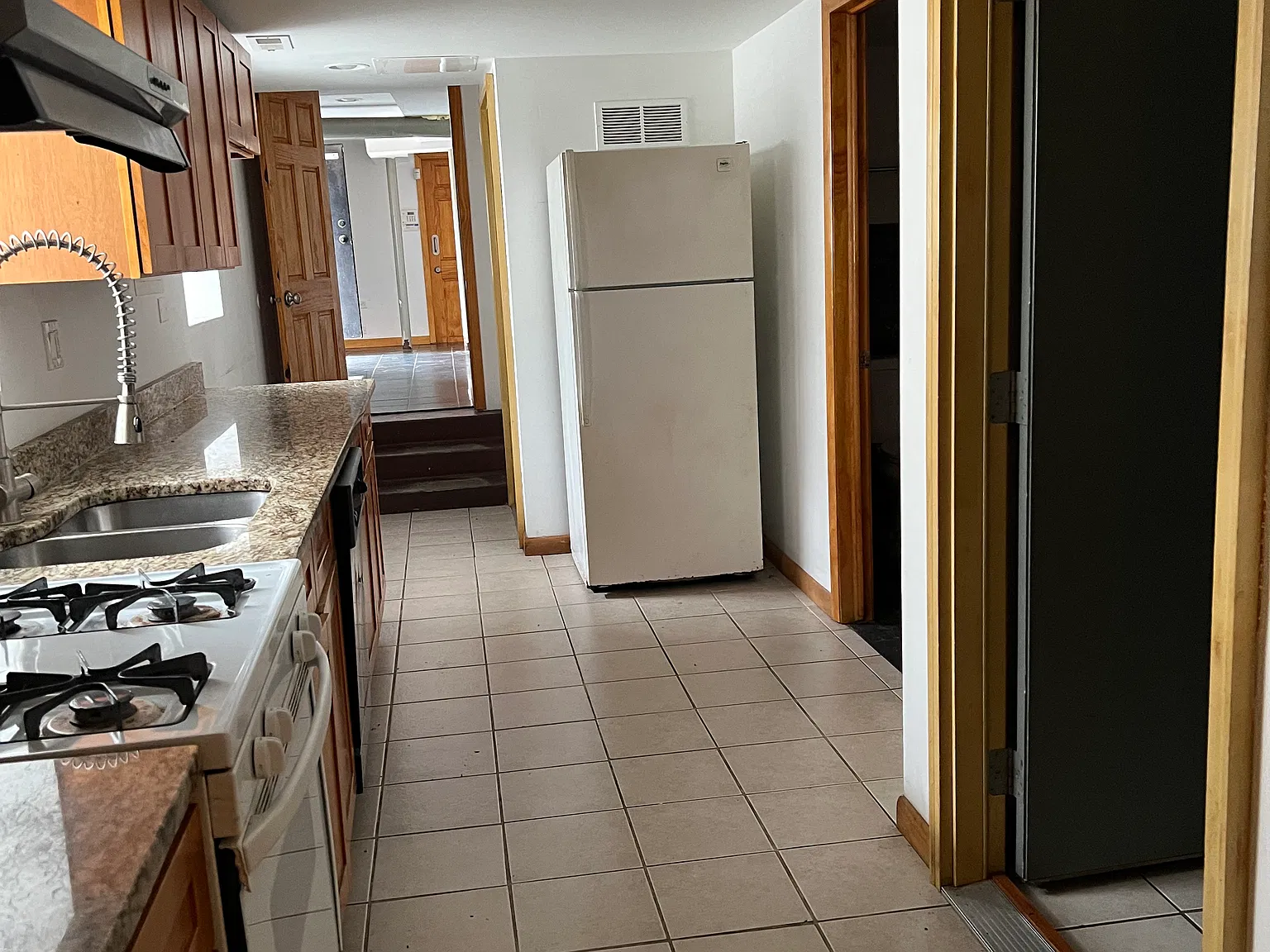 2 bed, $1,250 — Photo 1