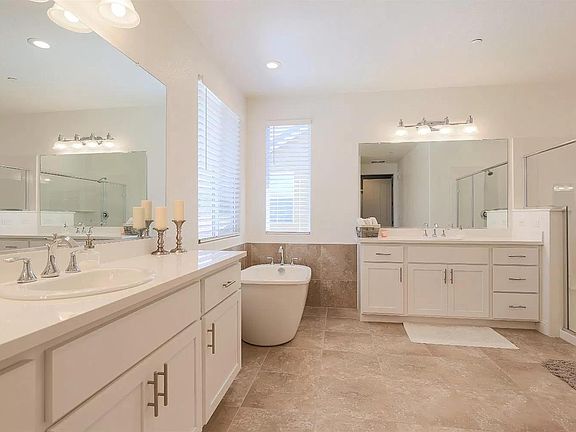 5th image of 1303 Orchid Dr