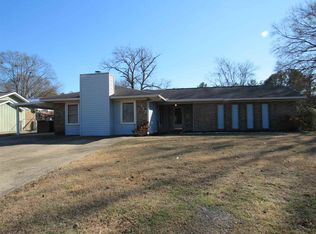 112 Valencia Cir, Centerville, GA 31028