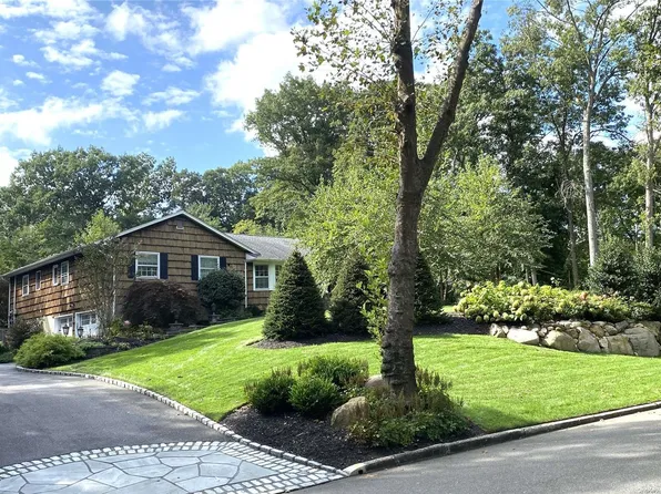 46 Buttonwood Drive, Dix Hills, NY 11746