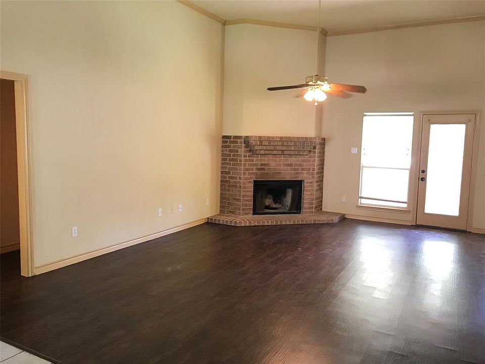 1st image of 1306 Timber Creek Dr