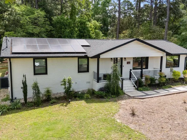 140 Timothy Street, Southern Pines, NC 28387