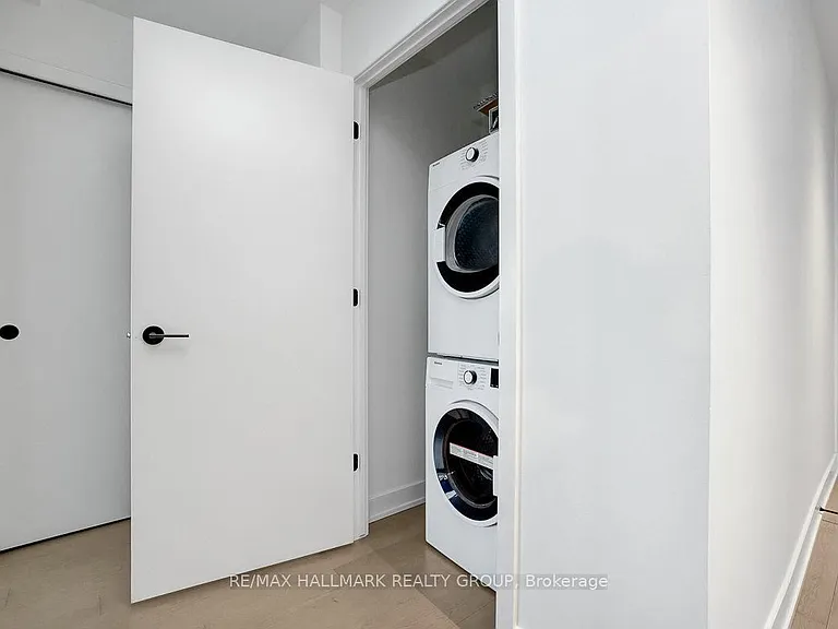 560 Rideau St #1106 — Photo 27