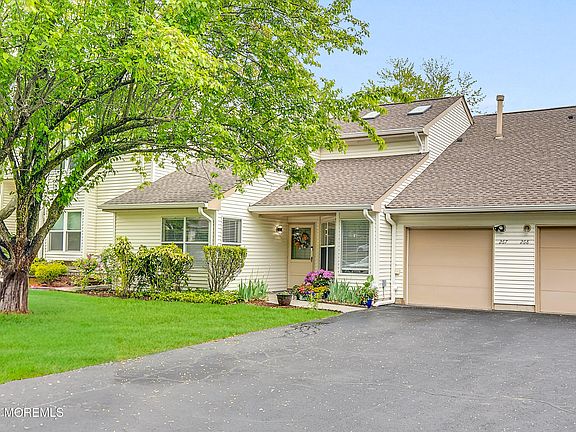 2nd image of 267 Sunshine Court