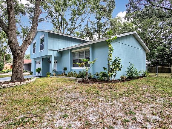 3rd image of 7205 Fairford Pl