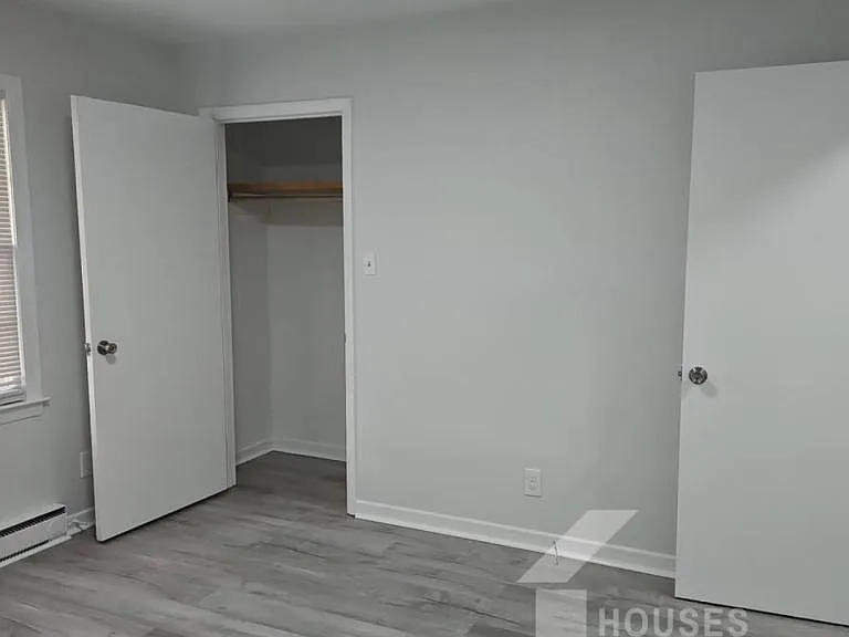 507 Garrett St — Photo 9