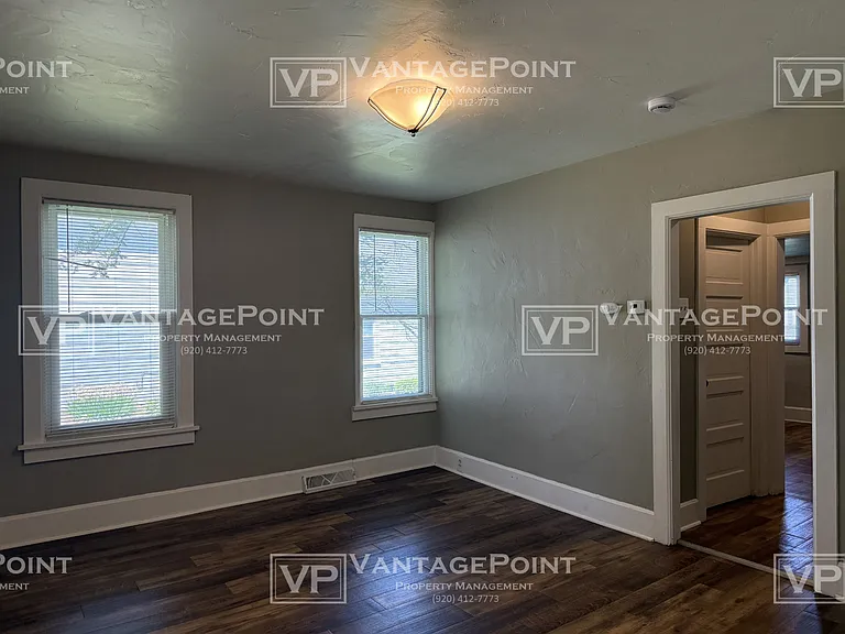 315 S Superior St — Photo 6