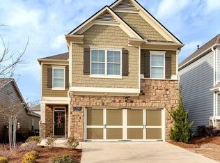 6590 Trailblazer Rd, Flowery Branch, GA 30542