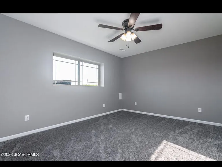5706 Summerfield Ct — Photo 16