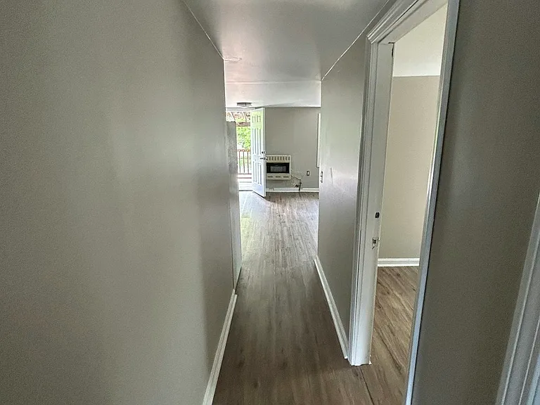 150 S Main St #7 — Photo 6