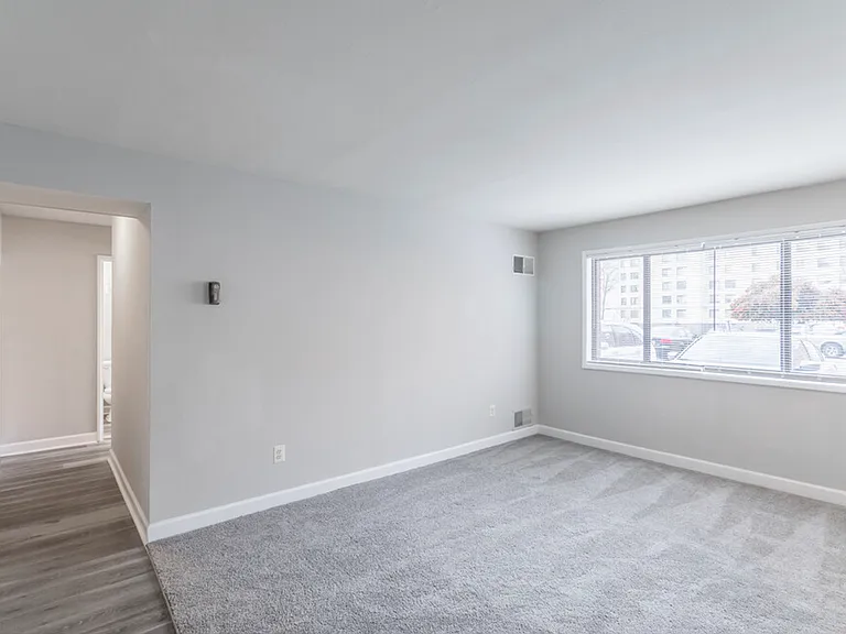 The Swift and The Current Apartments — Photo 10