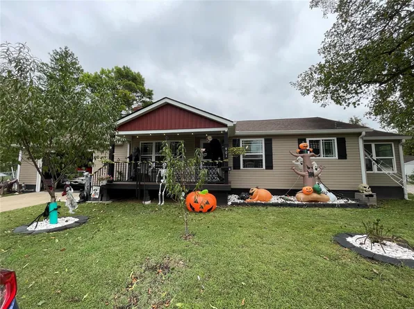 901 Jefferson Ave, Festus, MO 63028