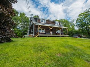 979 Barnestown Rd, Hope, ME 04847