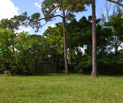 5th image of 6452 Alexander Rd