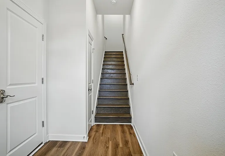 9568 21st Bay St — Photo 5
