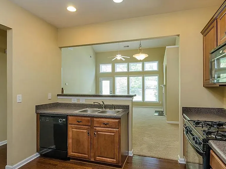 3775 Silver Springs Rd — Photo 24