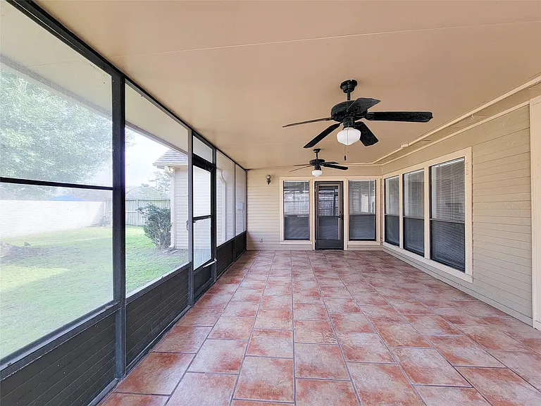 11614 Taos Ln — Photo 42