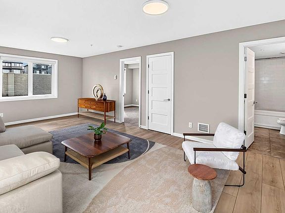 5th image of 450 Kincora Glen Rd NW #3305